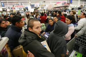 black friday rush crowds shopping specials save walmart best buy target